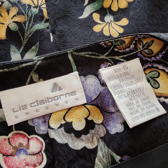 Vintage Liz Claiborne Suit • Black Floral • 2 pieces • 80s • Sz 6 - Picture 9 of 9